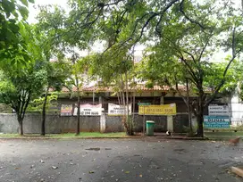 Rumah Lama Asri 2 Lantai Di Jl Simprug Golf Kby Lama Jakarta Selatan