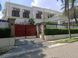 Rumah Menteng LT 1100 m2, Ring 1 dkt Teuku Umar, Lingkungan Elit