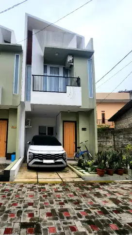 DISEWAKAN RUMAH 2LT FULLY FURNISHED KOTA BOGOR DEKAT TOL