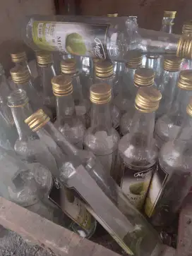 Botol bekas/kosong sirup marjan