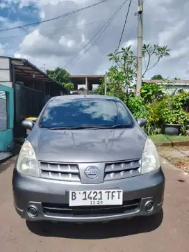 Nissan Livina XV 1.5 matic tahun 2009