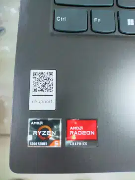 Dijual Laptop Lenovo RYZEN 5 5500U ram 16GB DDR4 SSD 512GB Grnsi on 11