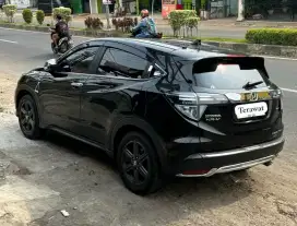 Honda HRV hitam upgrade  Terawat Siap Pakai