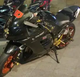 Jual cepat ninja 250R tahun 2008 surat lengkap pajak off dan plat off.