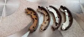 Kampas rem belakang Nissan Livina/March
