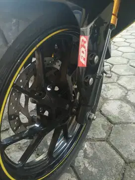 Copotan yamaha R15 V3 tahun 2019. Barang ori, berfungsi normal, asli.