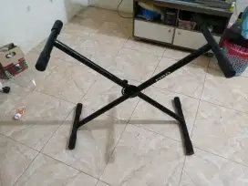 Stand keyboard/piano digital Kokoh