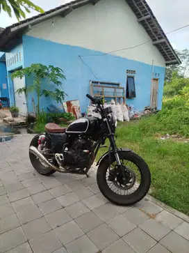 Motor Custom Basic Yamaha Scorpio 2014