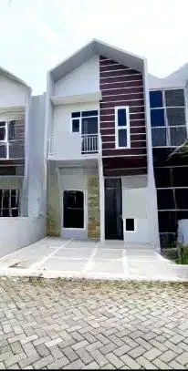 Dijual Murah Rumah Gress Modern Minimalis di The 8 Residence, Malang