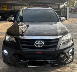 VRZ 2.4 Diesel 4x2 AT TRD 2016