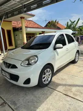 Nissan March 2013 Bensin