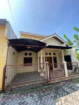 Rumah Siap Huni 1,5 lantai Bugen Tlogosari Semarang