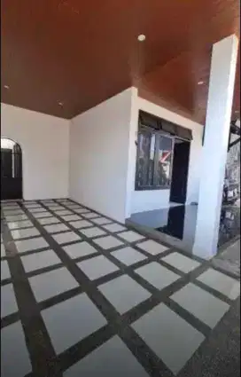 Rumah luas dekat Suhat