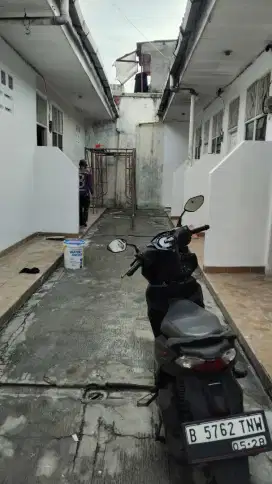 KONTRAKAN MASUK MOBIL BEBAS BANJIR