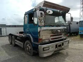 Fuso FV 51 MT Traktor Head Trailer