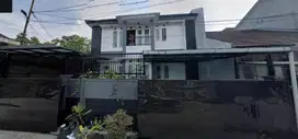 DILELANG Rumah 2 lantai bagus siap huni di Jl. Cipta Graha