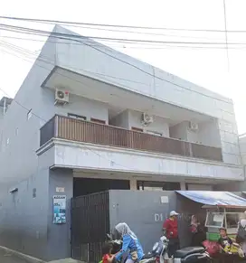 DIJUAL MURAH /CESSIE KOST-KOSTAN 22 ROOM 3 LANTAI DI ULUJAMI