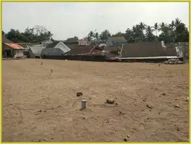 Tanah Sertifikat Ready  Lokasi di Barat  Kantor LPMP Harga Terjangkau
