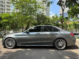 Dijual Mercedes Benz AMG C43 3.0 Grey 2017
