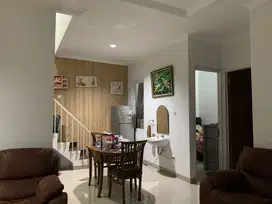 Dijual Rumah di Cimareme Indah Bandung Barat, 2 Lantai Siap Huni