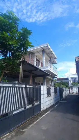 Rumah Plus 10 kamar Kost selalu Full di Ngringo Palur Kra
