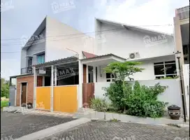 RUMAH PANDANWANGI GREEN PARK,SULFAT,SEMI FURNISHED,SHM,PREMIUM