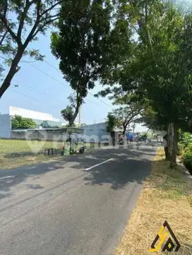 Dijual tanah luas kering lokasi Tasikmadu luas 3300m BU