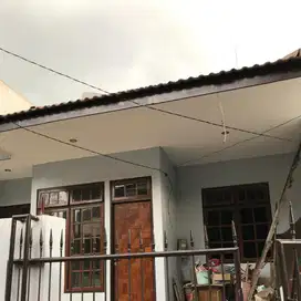 Dijual rumah 2lt di Taman Buaran Indah II, Jakarta