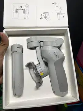 DJI OSMO MOBILE SE smartphone gimbal