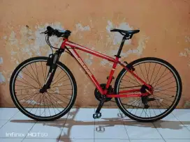 Sepeda Polygon Heist 3 Roda 700 C