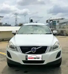 Volvo XC60 Tahun 2011 Automatic Putih
