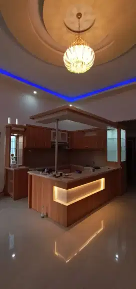 Kitchen set , Lemari pakaian ,  Tempat tidur , Meja resepsionis