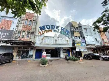 DICARI KARYAWAN PRIA KERJA DI PASAR MODERN ( POTONG IKAN )