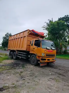 DUMP TRUCK MITSUBHISI FUSO FIGHTER FN62