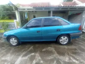 Sedan 1995 Optima Jual