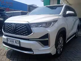 WELL MAINTAINED - TOYOTA INNOVA ZENIX Q CVT HYBRID MODELLISTA 2023