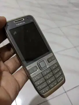 Nokia E52 Bahan Getar Saja Mulus