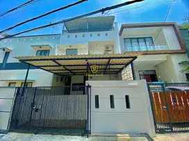 Dijual Greenville Rumah 3 Lantai