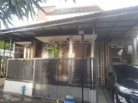 DIJUAL SEGERA, Rumah cantik Hook, Perumahan Garden Palma Suhat Malang