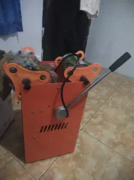 Mesin penyegel cangkri plastik Glc model C-37