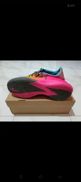 Dijual sepatu futsal