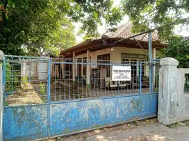Dijual rumah dan tanah