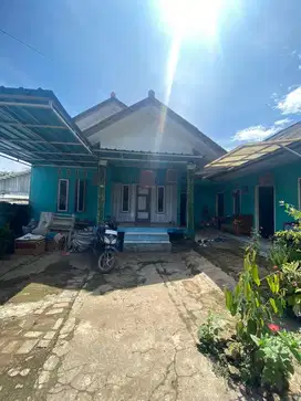 DIJUAL RUMAH HARGA NEGO (LOKASI STRATEGIS) NGAMPRAH KBB