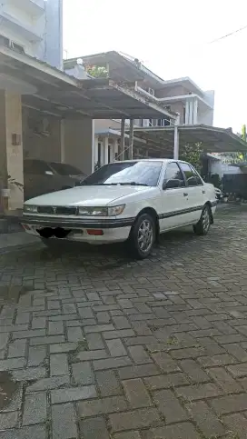 Mitsubishi Lancer DanGan GLX SOHC 1992