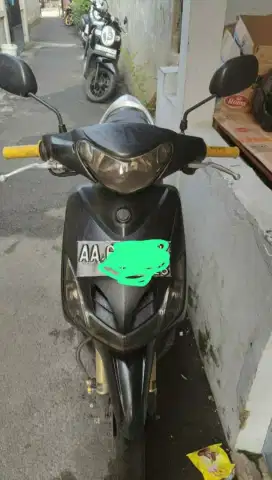 Mio Smile 2010 hitam