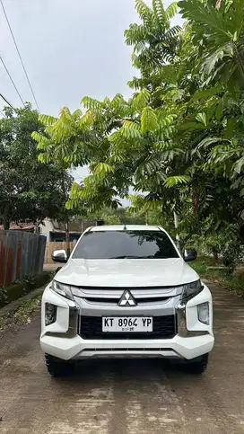 Penjualan mobil
