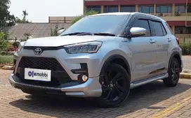 TDP 10JT Toyota Raize 1.0 GR Sport One Tone Bensin-AT Silver 2021