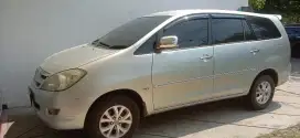 Innova V bensin metic 2006