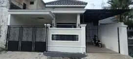 RUMAH BARU CLASSIC MODEREN BOROBUDUR AGUNG MALANG