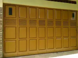 Pintu Henderson bergaransi resmi